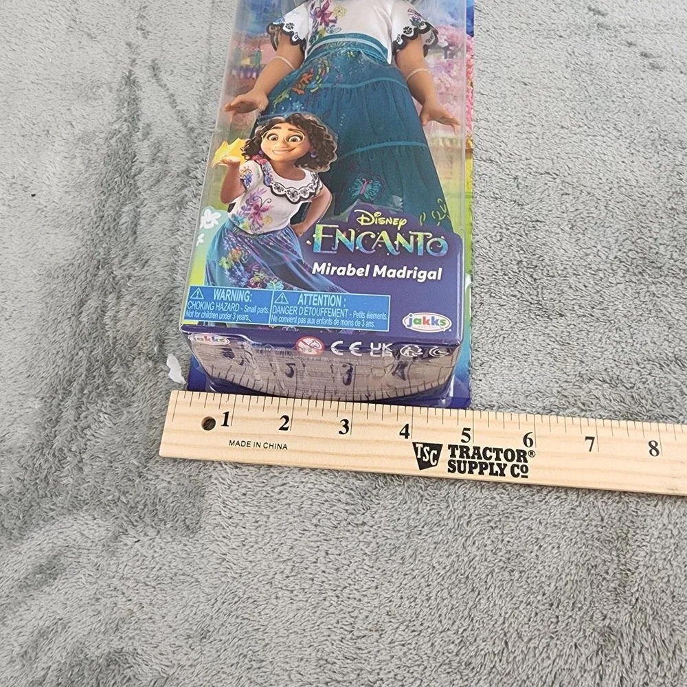Disney Encanto‎ Mirabel Fashion 10.5